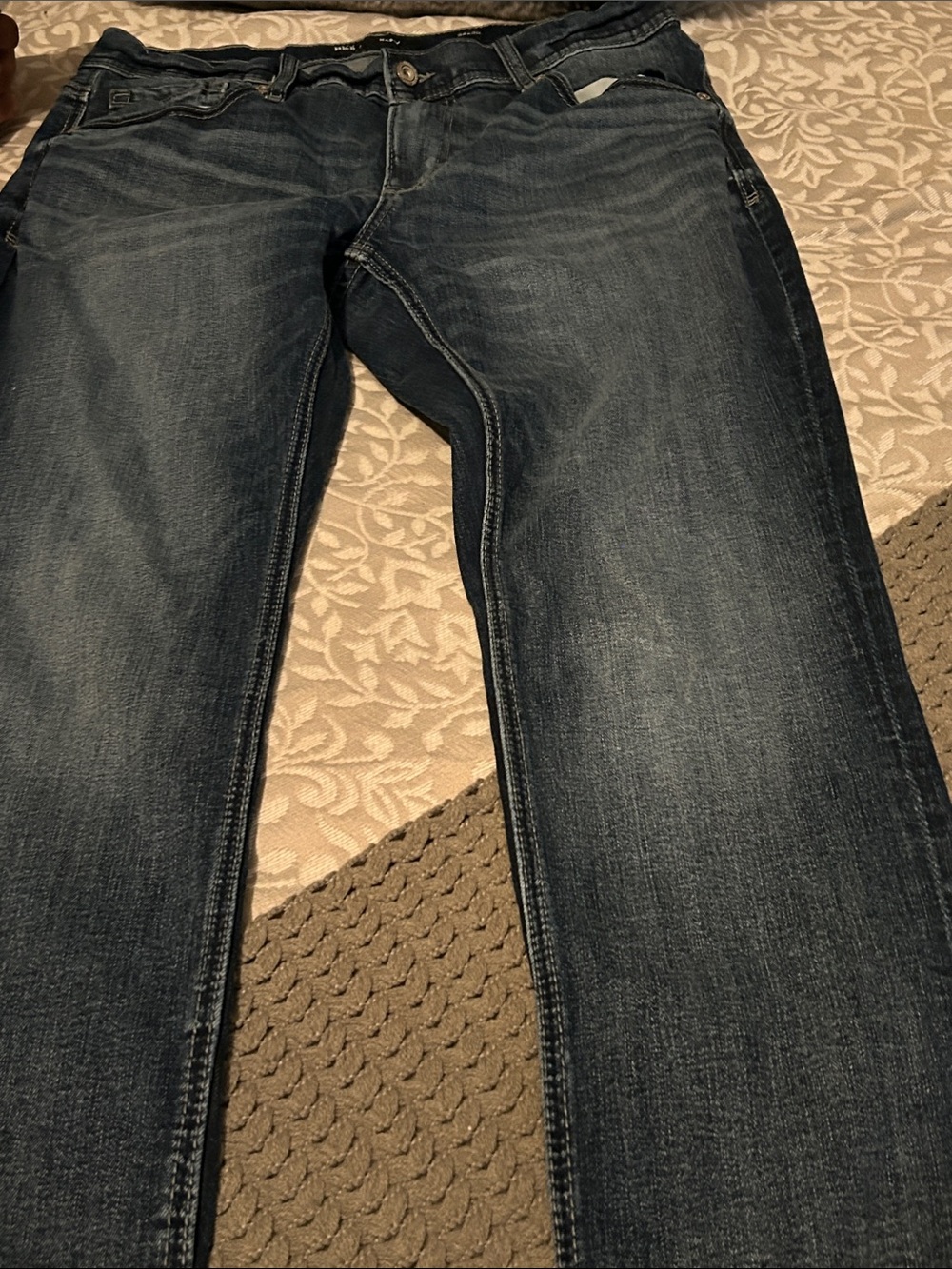 Buckle Men's Slim Straight Jeans in Dark Blue Wash